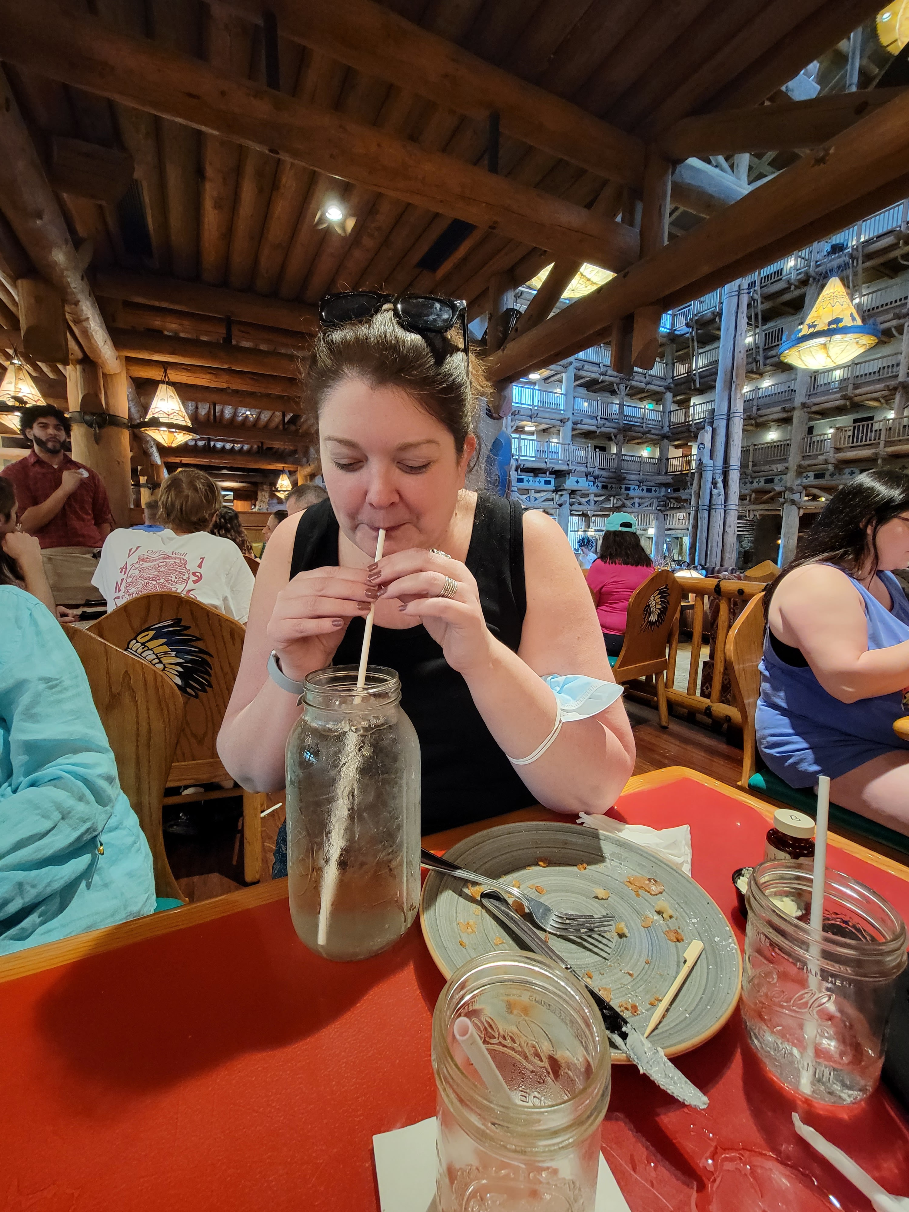 whispering canyon cafe // disney world's wilderness lodge caravan sonnet