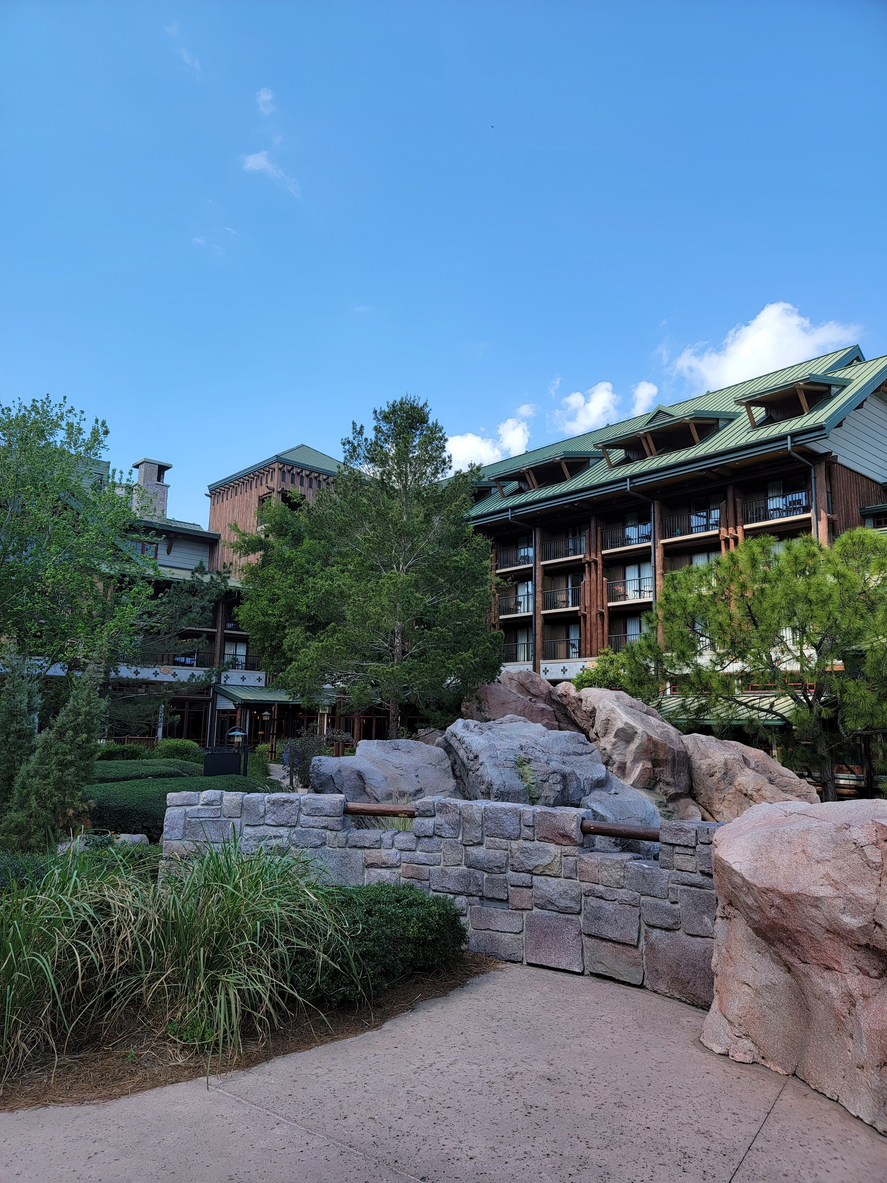 whispering canyon cafe // disney world's wilderness lodge caravan sonnet
