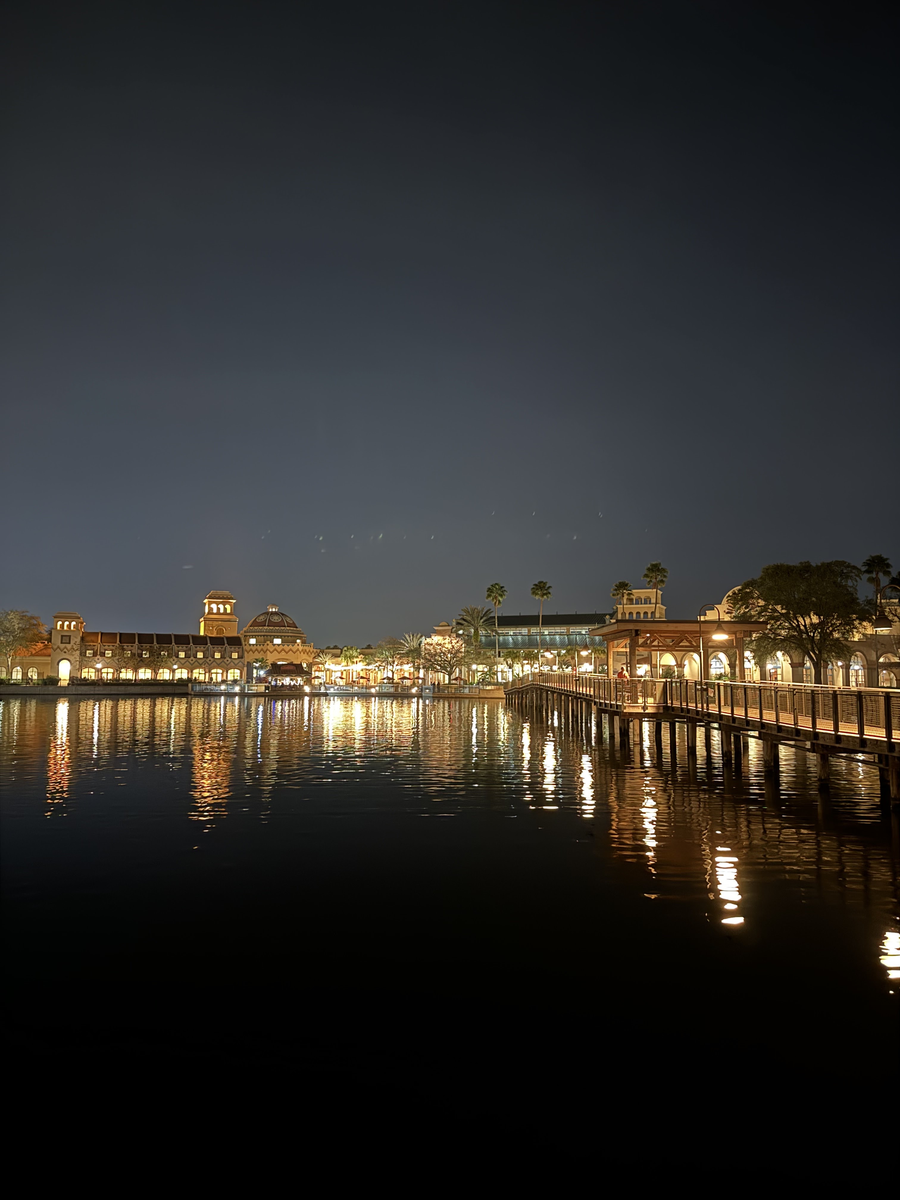 three bridges bar and grill at villa del lago // disney's coronado springs resort // orlando, florida caravan sonnet