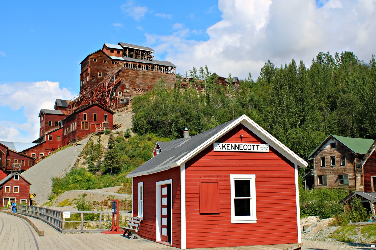 Root Glacier Trail Hike in Kennicott, Alaska Caravan Sonnet Blog