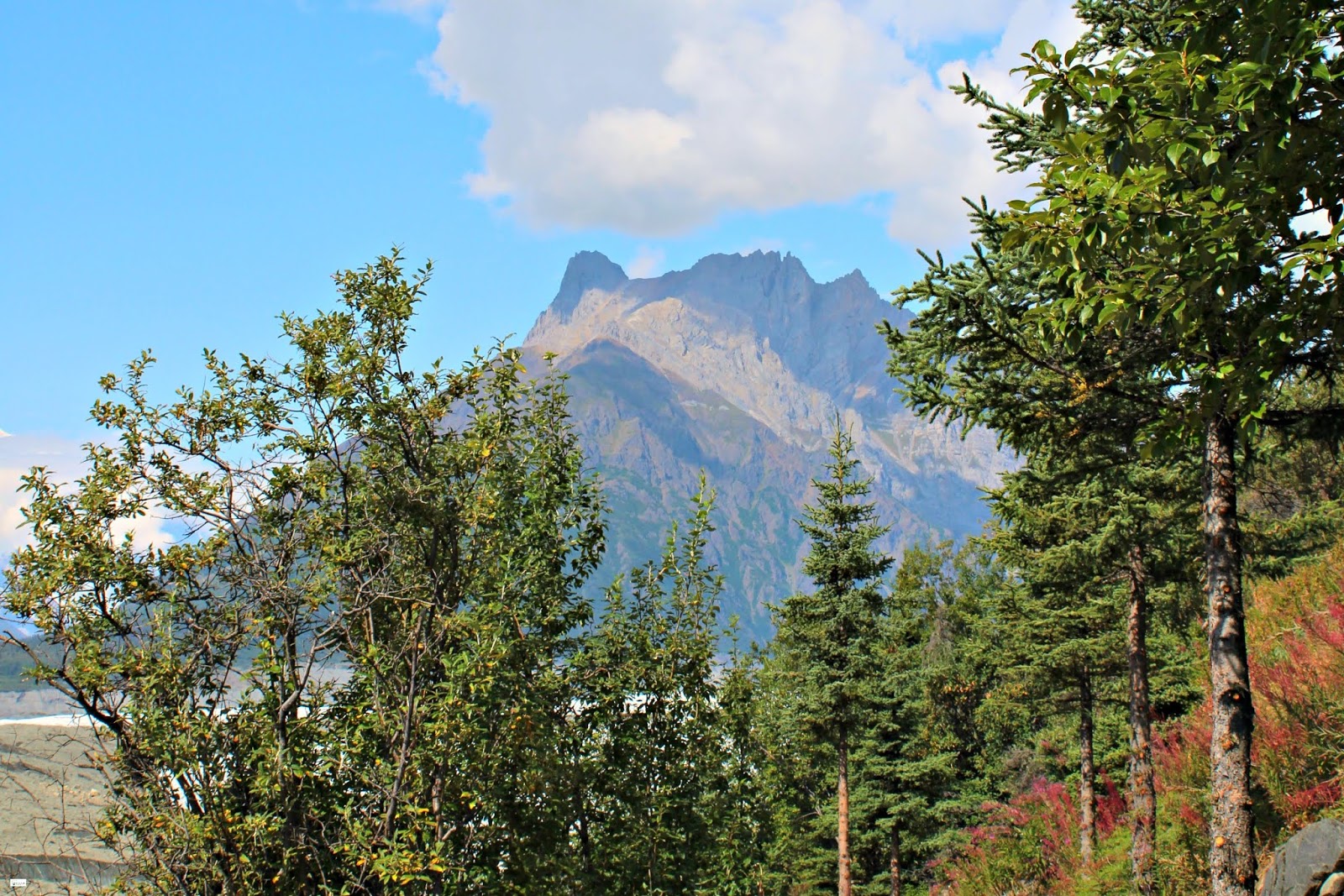 Root Glacier Trail Hike in Kennicott, Alaska Caravan Sonnet Blog