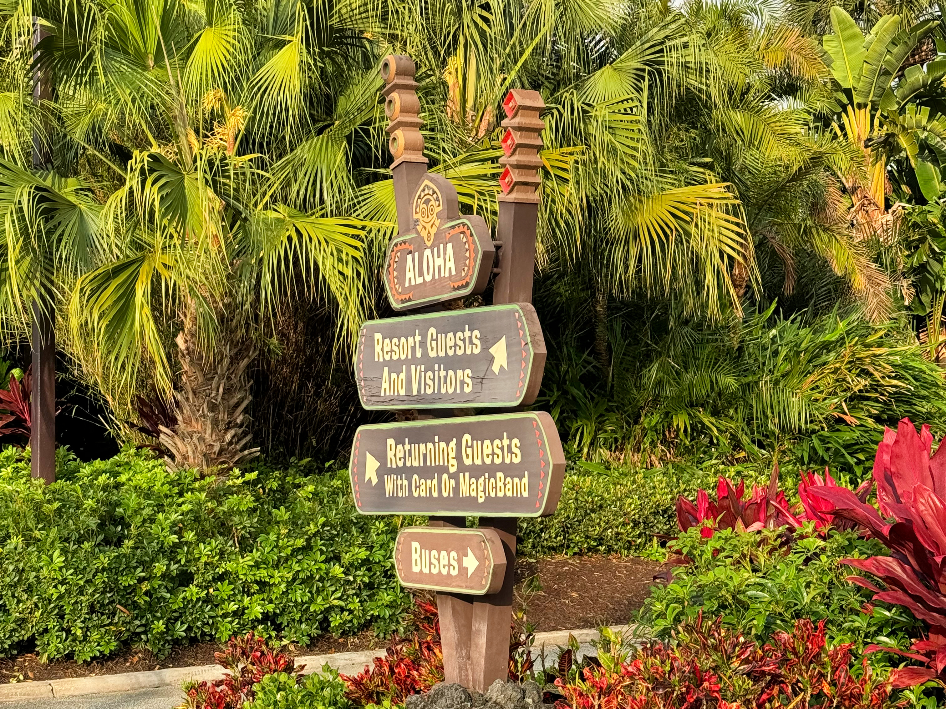 kona cafe // polynesian village resort caravan sonnet- disney world resort